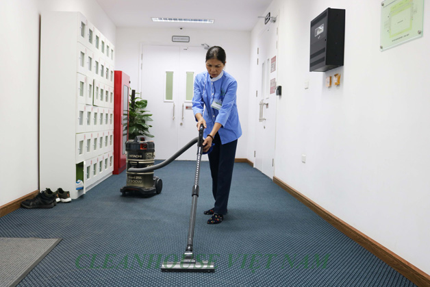 Dịch vụ vệ sinh hàng ngày văn phòng công ty